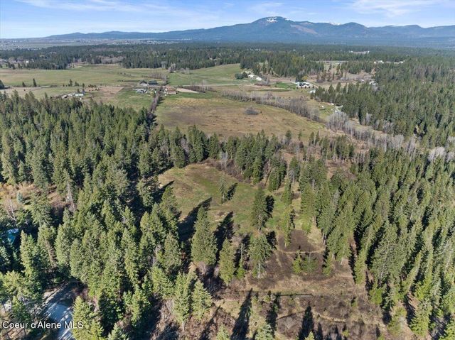 15213 N BOOT HILL RD, Hayden, ID 83835
