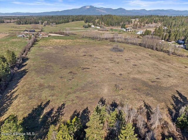 15213 N BOOT HILL RD, Hayden, ID 83835