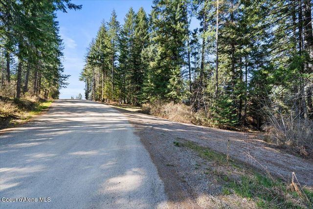 15213 N BOOT HILL RD, Hayden, ID 83835