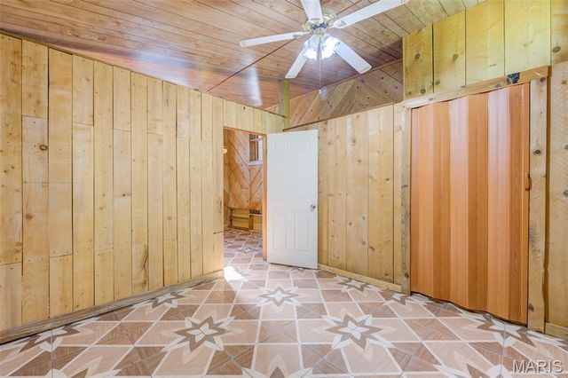 9721 Midland Boulevard, Overland, MO 63114