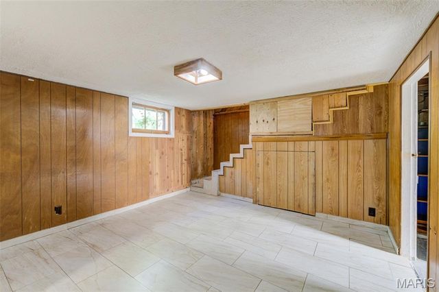 9721 Midland Boulevard, Overland, MO 63114