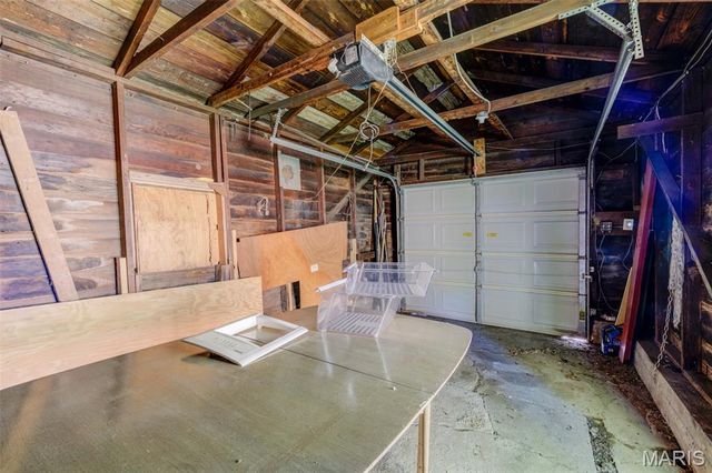 9721 Midland Boulevard, Overland, MO 63114