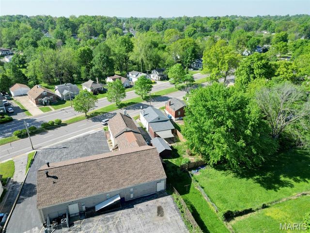 9721 Midland Boulevard, Overland, MO 63114