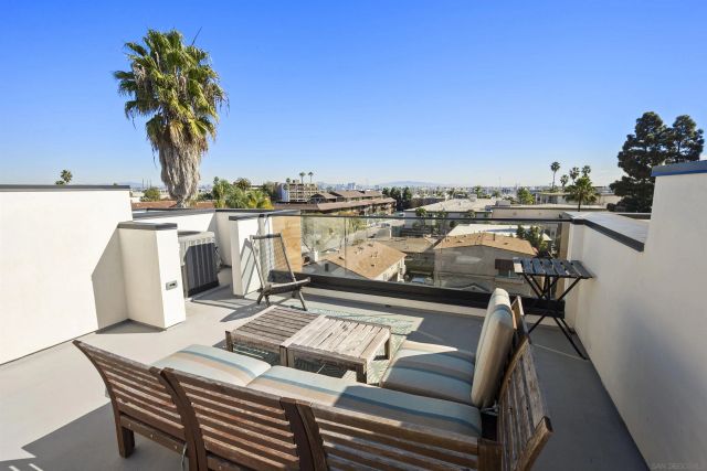 2925 Upshur, San Diego, CA 92106