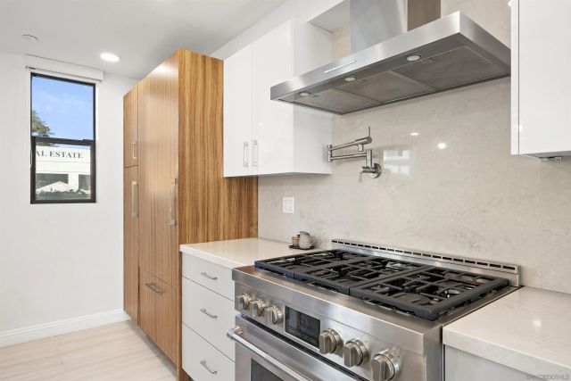 2925 Upshur, San Diego, CA 92106