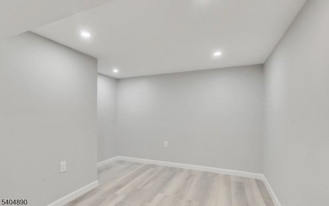 978 Rahway Ave, Woodbridge Twp., NJ 07001