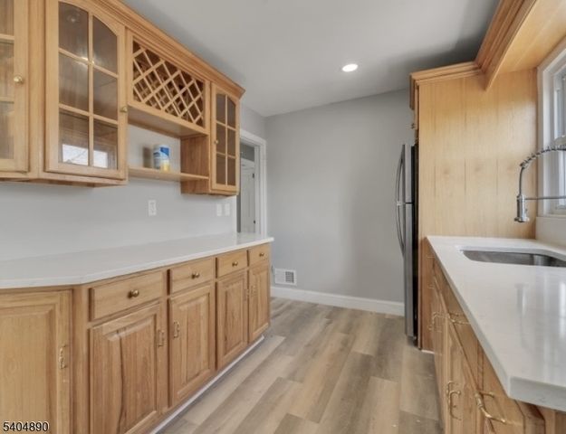 978 Rahway Ave, Woodbridge Twp., NJ 07001