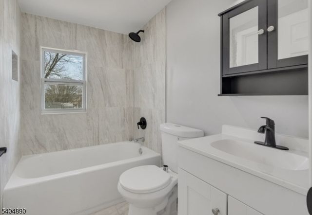 978 Rahway Ave, Woodbridge Twp., NJ 07001