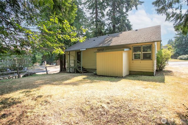 4541 Cable Street, Bellingham, WA 98229