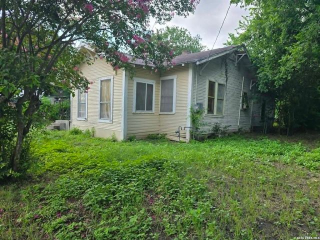 1920 & 1918 E Crockett, San Antonio, TX 78202