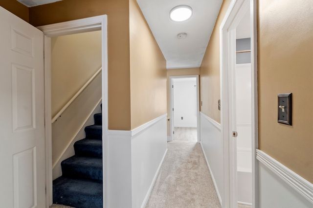 235 Oakland Ave 235, Methuen, MA 01844