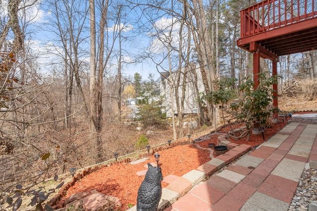 235 Oakland Ave 235, Methuen, MA 01844