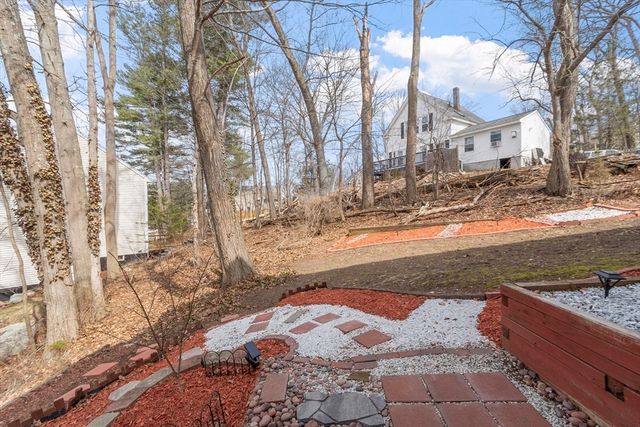 235 Oakland Ave 235, Methuen, MA 01844