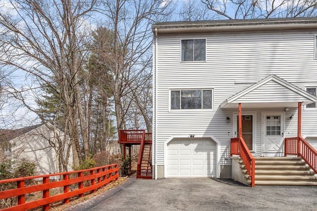 235 Oakland Ave 235, Methuen, MA 01844