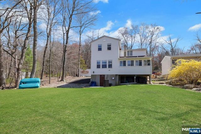 23 Upper Mountain Glen Lake Drive, West Milford, NJ 07480