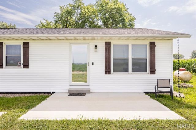 2309 S 6th Street, Fayetteville, IL 62258