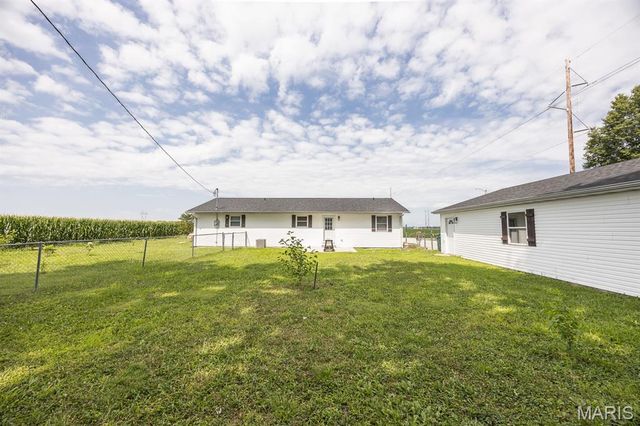 2309 S 6th Street, Fayetteville, IL 62258