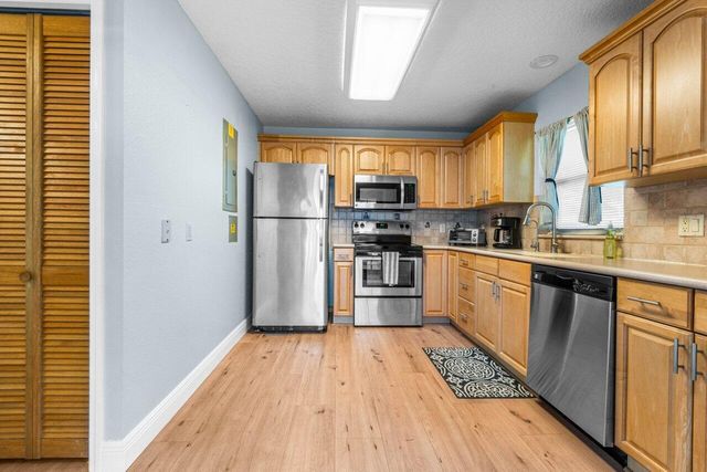 3303 Custer Avenue, Wellington, FL 33467