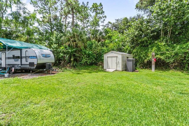 3303 Custer Avenue, Wellington, FL 33467