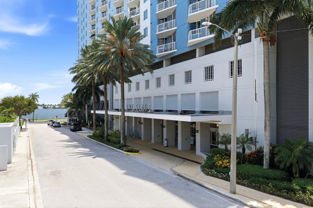1551 N Flagler Drive LPH-16, West Palm Beach, FL 33401