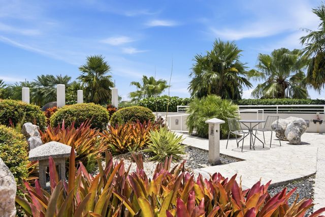 1551 N Flagler Drive LPH-16, West Palm Beach, FL 33401