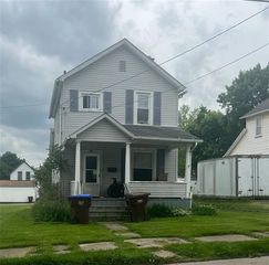 515 Davis St, Sharon, PA 16146