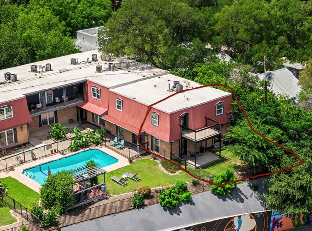 900 S Lamar BLVD 201, Austin, TX 78704