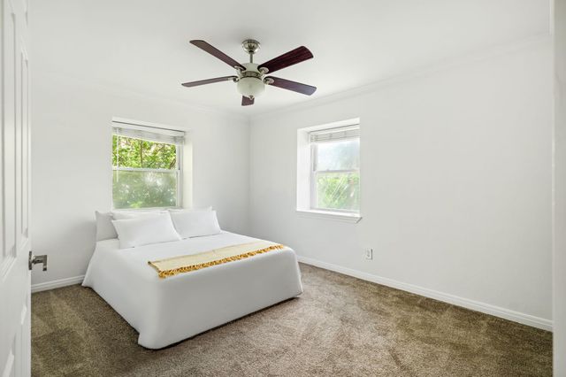 900 S Lamar BLVD 201, Austin, TX 78704
