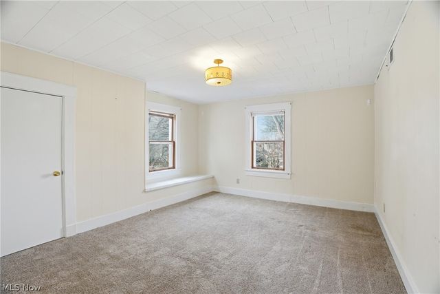 638 6th Street, Marietta, OH 45750