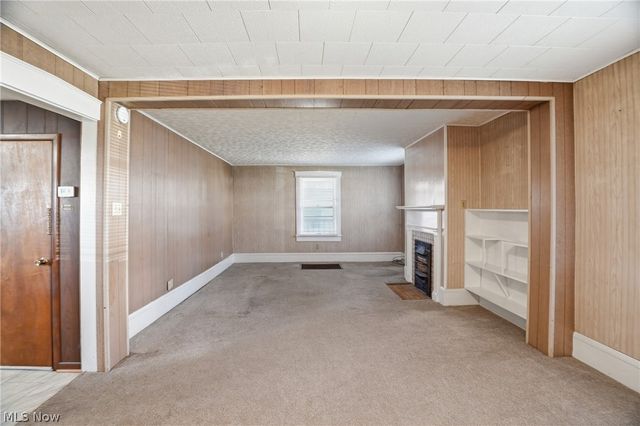 638 6th Street, Marietta, OH 45750