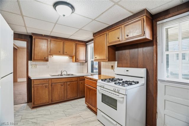 638 6th Street, Marietta, OH 45750