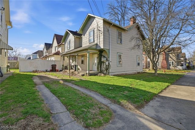 638 6th Street, Marietta, OH 45750