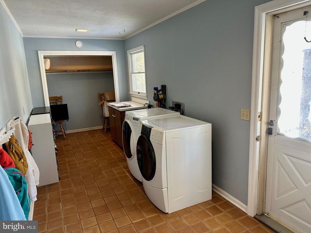 207 CANTERBURY DR, State College, PA 16803