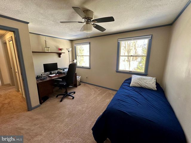 207 CANTERBURY DR, State College, PA 16803