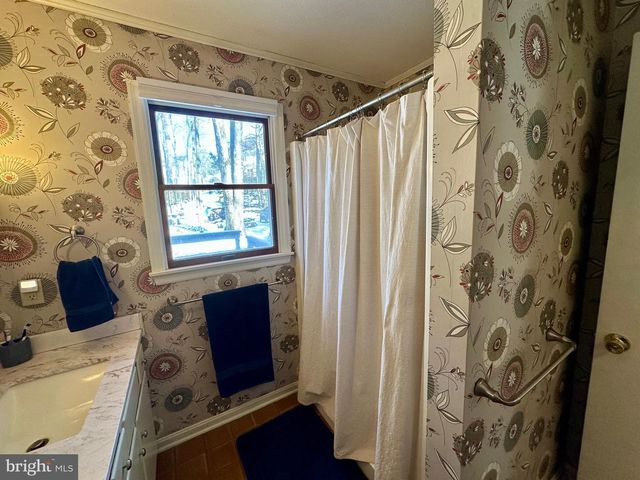 207 CANTERBURY DR, State College, PA 16803