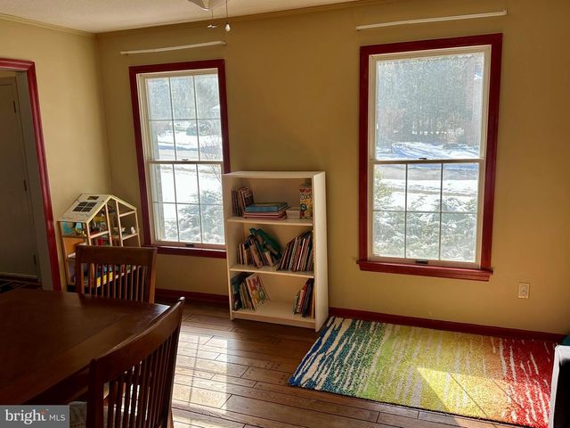 207 CANTERBURY DR, State College, PA 16803