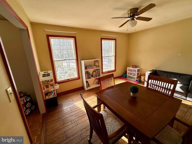 207 CANTERBURY DR, State College, PA 16803