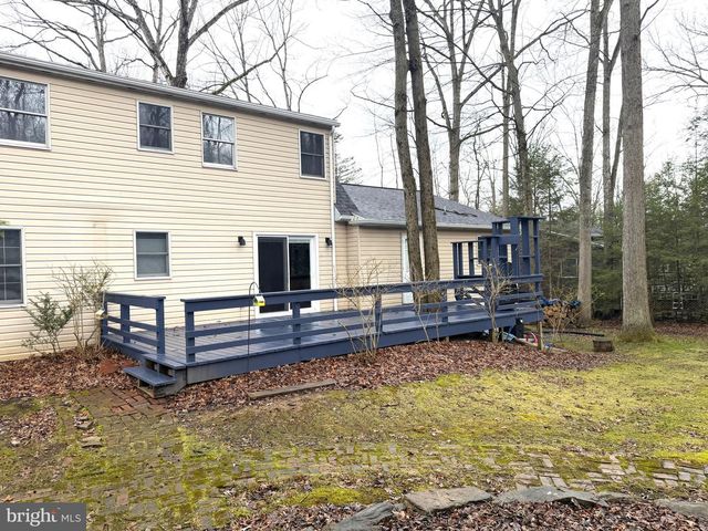 207 CANTERBURY DR, State College, PA 16803