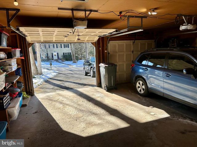 207 CANTERBURY DR, State College, PA 16803