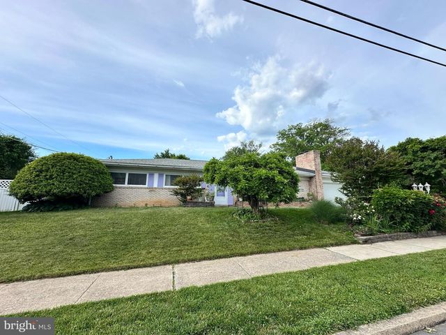 20 CITADEL DR, Camp Hill, PA 17011