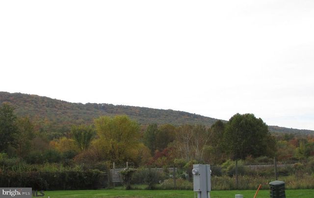 382 HAWK LN, Julian, PA 16844