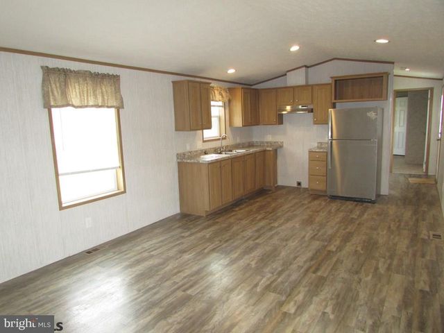 382 HAWK LN, Julian, PA 16844