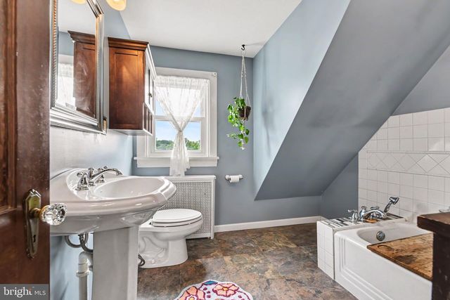 3325 SUNNYSIDE AVE, Harrisburg, PA 17109
