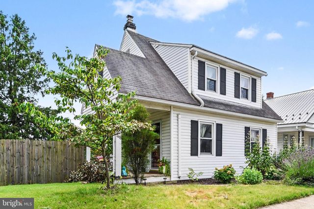 3325 SUNNYSIDE AVE, Harrisburg, PA 17109