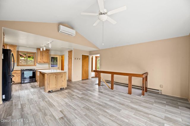 5671 E Wildlife TRL, Hayden, ID 83835