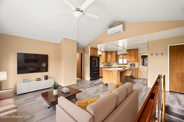 5671 E Wildlife TRL, Hayden, ID 83835