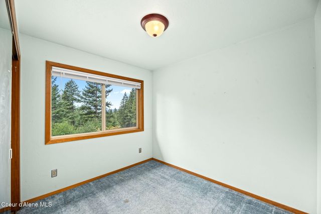 5671 E Wildlife TRL, Hayden, ID 83835