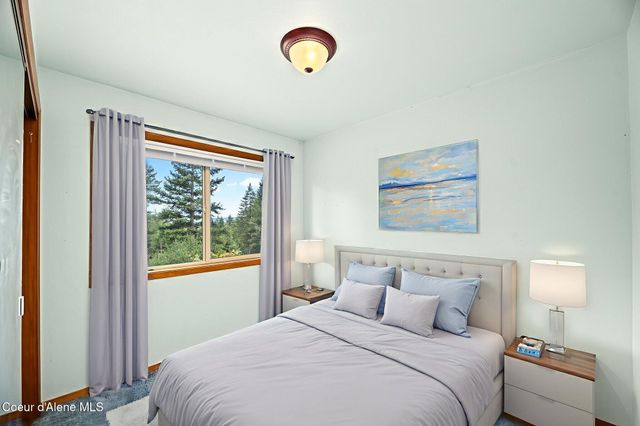 5671 E Wildlife TRL, Hayden, ID 83835