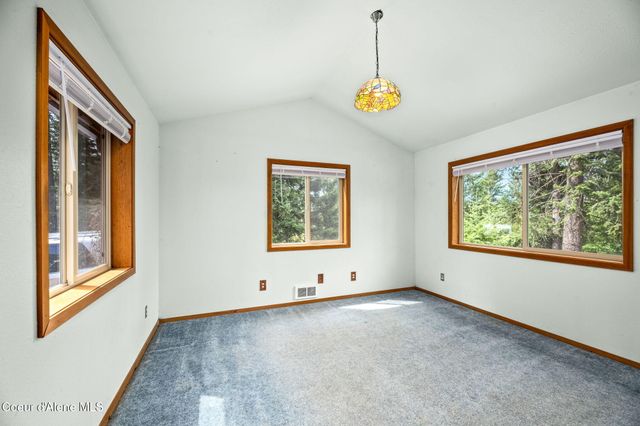 5671 E Wildlife TRL, Hayden, ID 83835