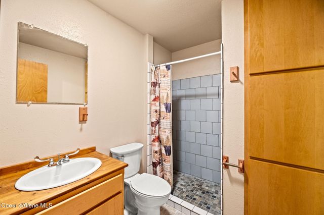 5671 E Wildlife TRL, Hayden, ID 83835